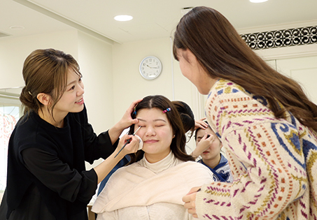 ブライダルメイク実習