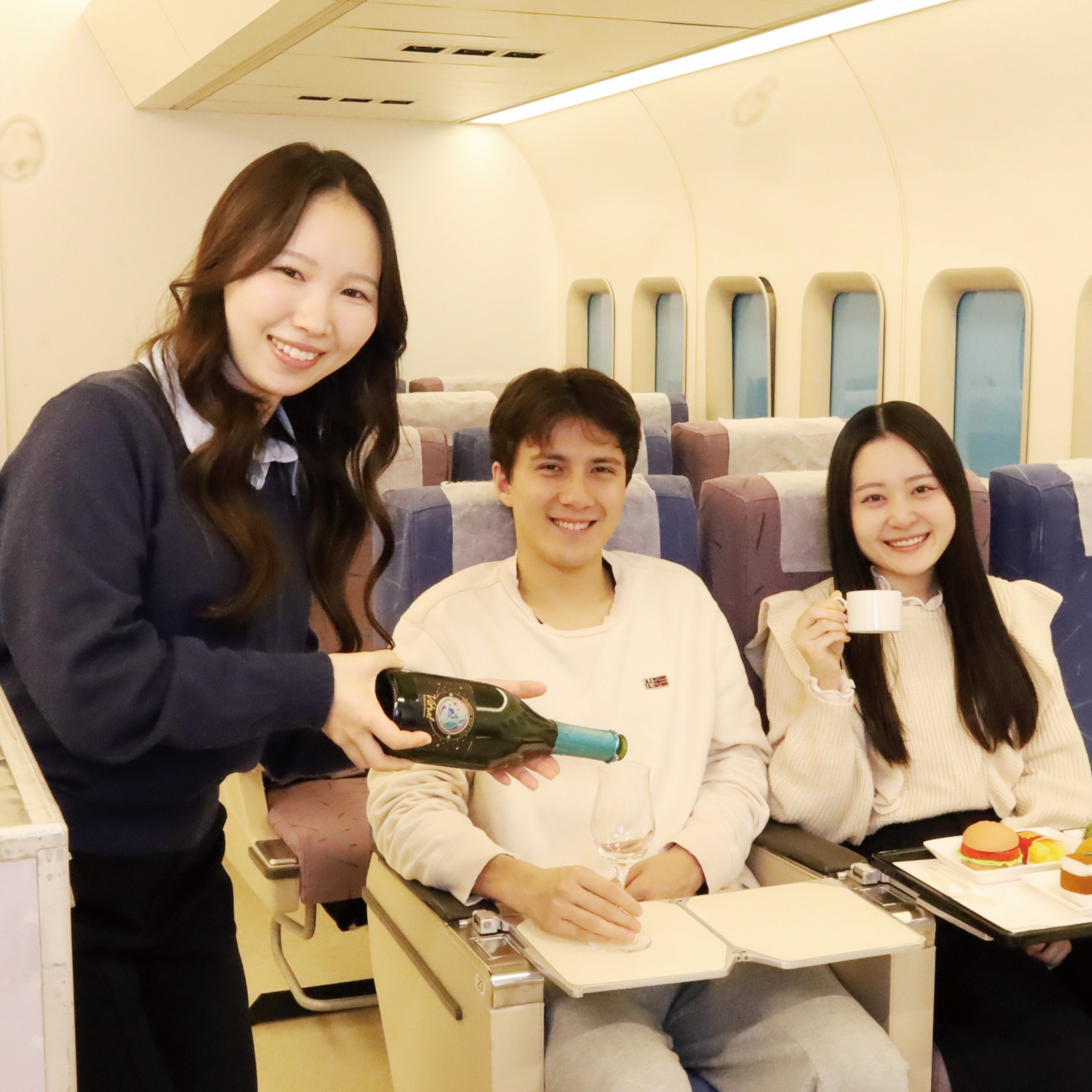 エアライン業界の授業や語学留学に魅力を感じ、駿台に決めました! 内定先/韓進インターナショナル